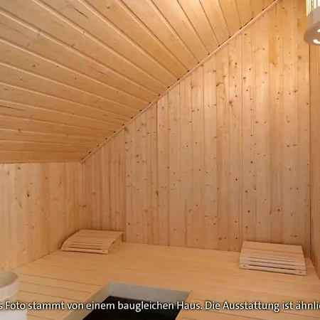 Holiday home In Burhave Mit Grosser Terrasse *
