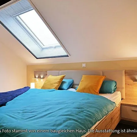 In Burhave Mit Grosser Terrasse Holiday home