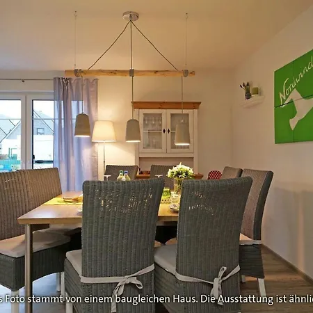 In Burhave Mit Grosser Terrasse Holiday home Butjadingen