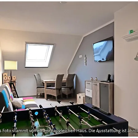 In Burhave Mit Grosser Terrasse Holiday home Butjadingen